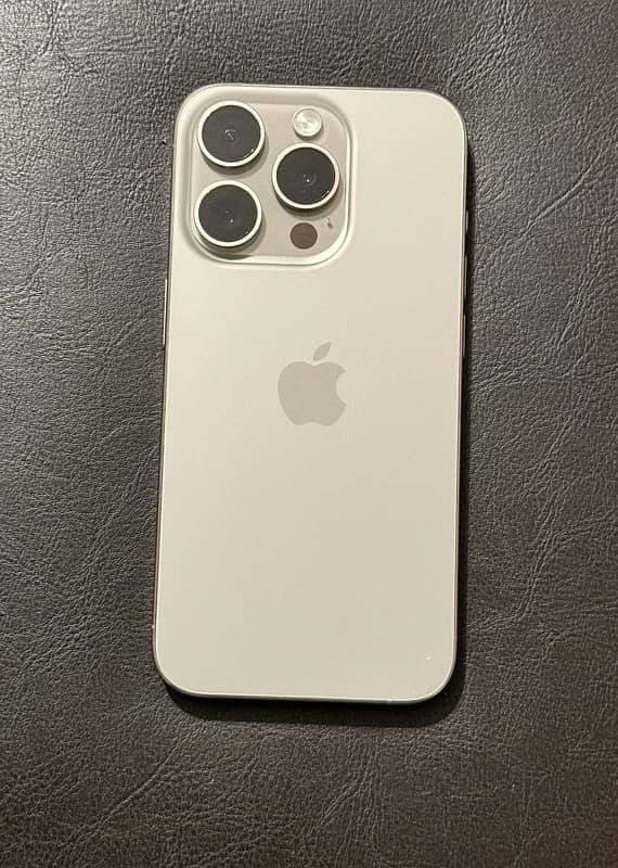 iPhone 15 pro 1