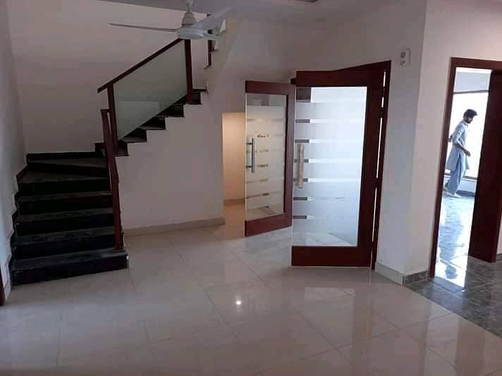 6 Marla villa brand new luxury double storey villa for rent in DHA villa 3