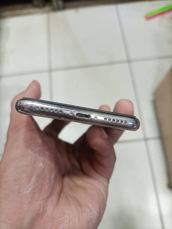 iPhone x Non PTA factory Unlocked 3