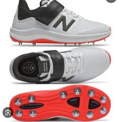 New Balance Spikes