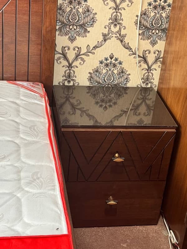 bedroom set brand new 2