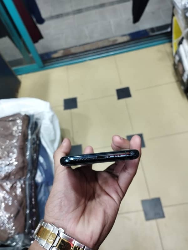 Iphone 11 Pro Pta 5