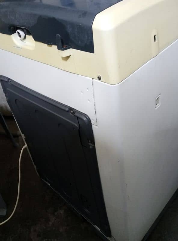 Samsung Automatic washing machine urgent sale 4