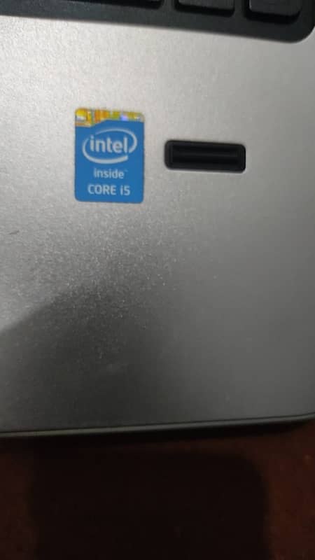 hp laptp core i5 4 genretion 3