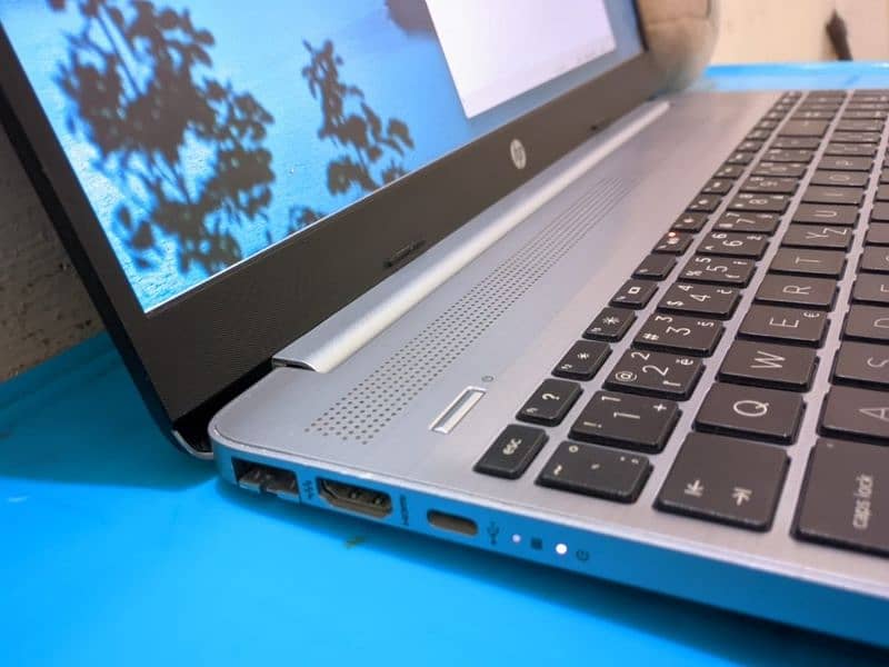 Hp 250 G8 notebook core i3 11th gen 3