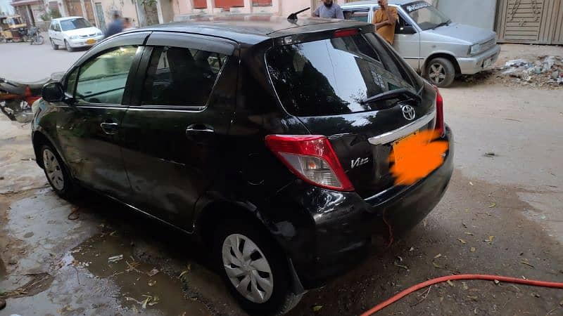 Toyota Vitz 2012/2015 3