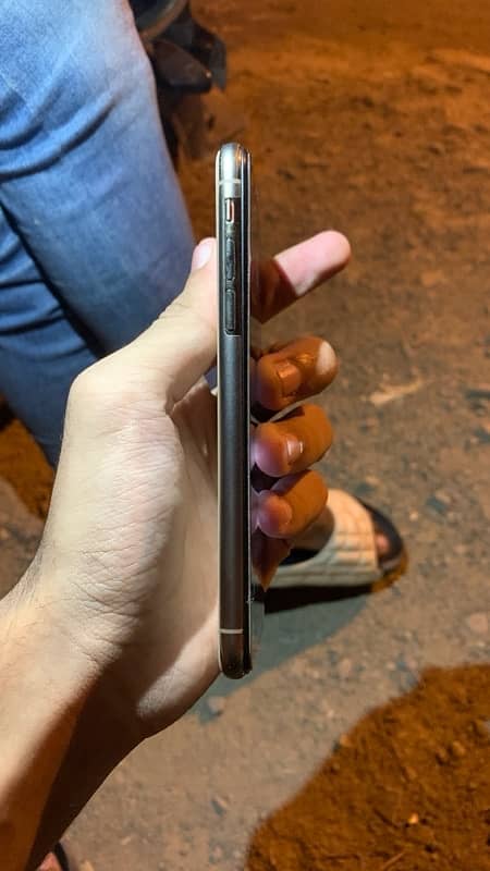 Iphone xs 256gb FU non pta 3