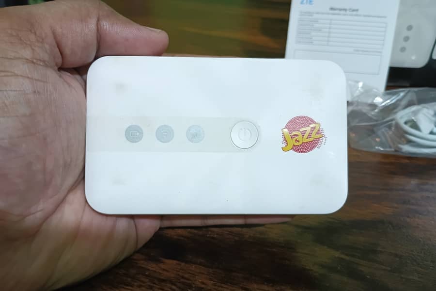 Jazz Super 4G, Portable Wifi (Mifi) Device/Router, Model MF937 1