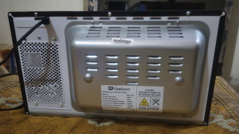 Microwave oven of Dawlance 3