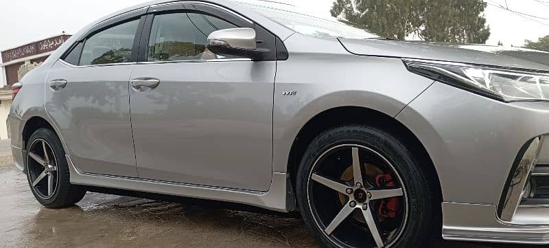 Toyota Corolla GLI 2019 4