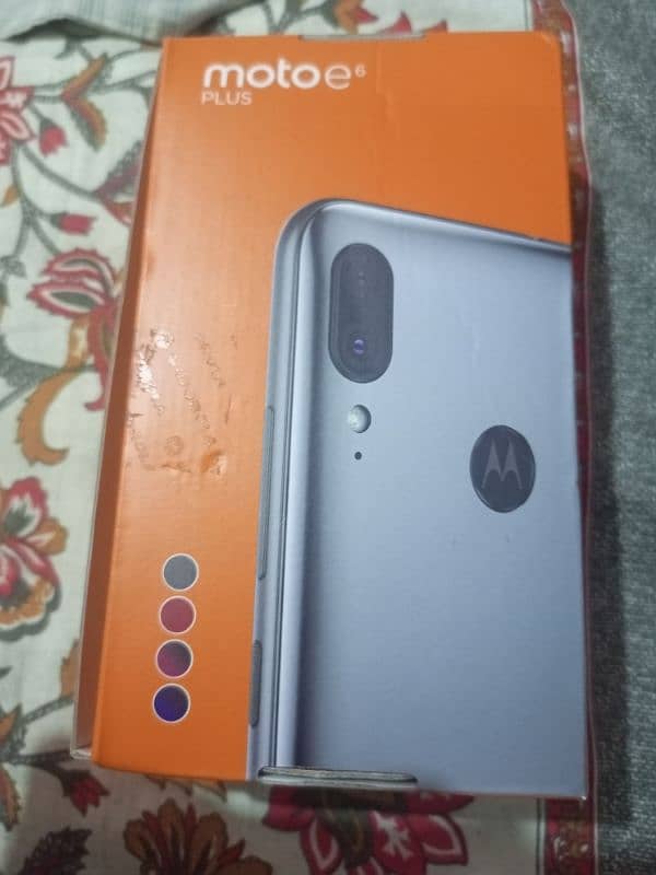 Moto e6 plus 0