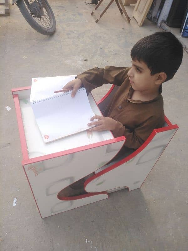 study table and chiar for kids. 2