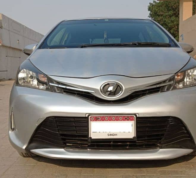 Toyota Vitz 2014 4