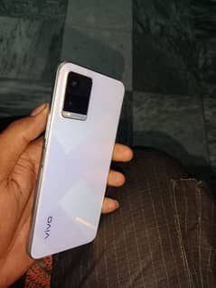 Vivo y21 with original box and charger