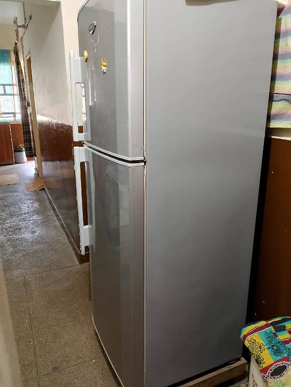 Haier Refrigerator HRF-380M  Deluxe 3