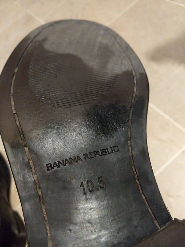 Original Banana Republic Leather Shoes for sale 3