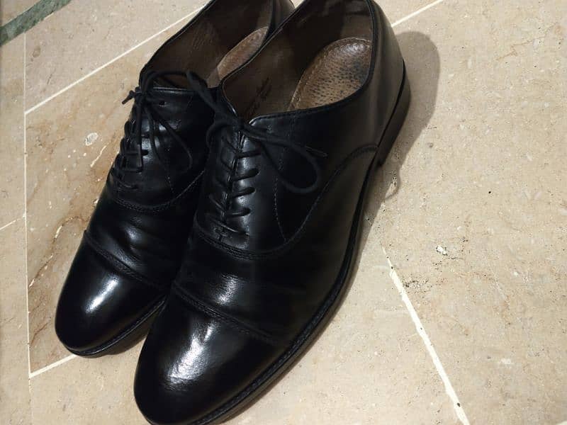 Original Banana Republic Leather Shoes for sale 4