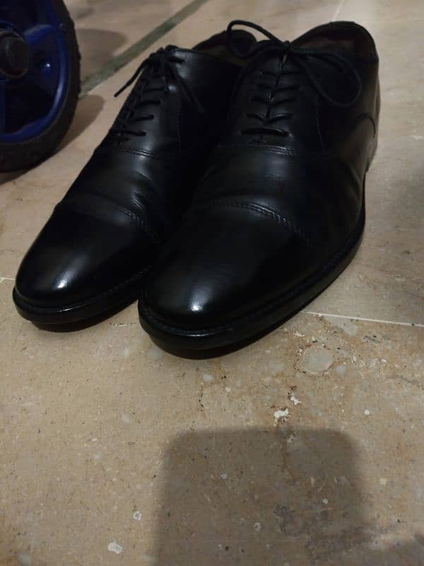 Original Banana Republic Leather Shoes for sale 5