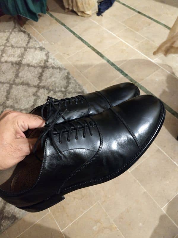 Original Banana Republic Leather Shoes for sale 6