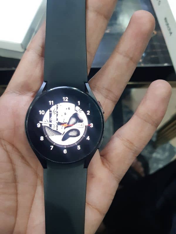 Samsung Galaxy watch 4 2