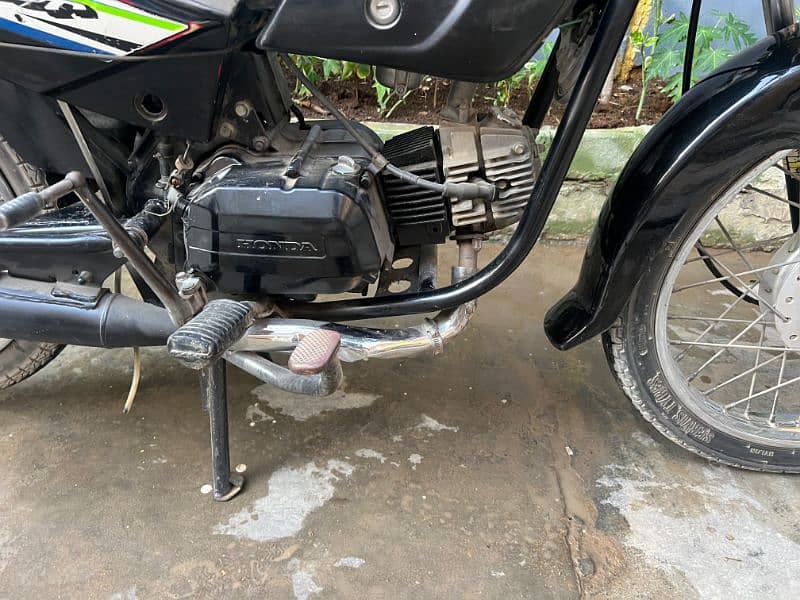 Honda Pridor CD-100cc. Full jenian condition 9