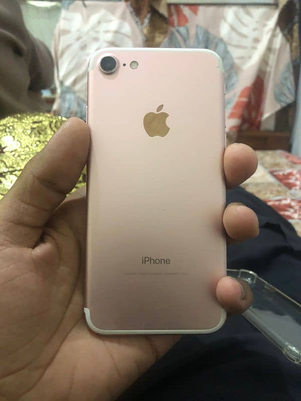 i phone 7 pta apro 03059219871 call and whatapp 4