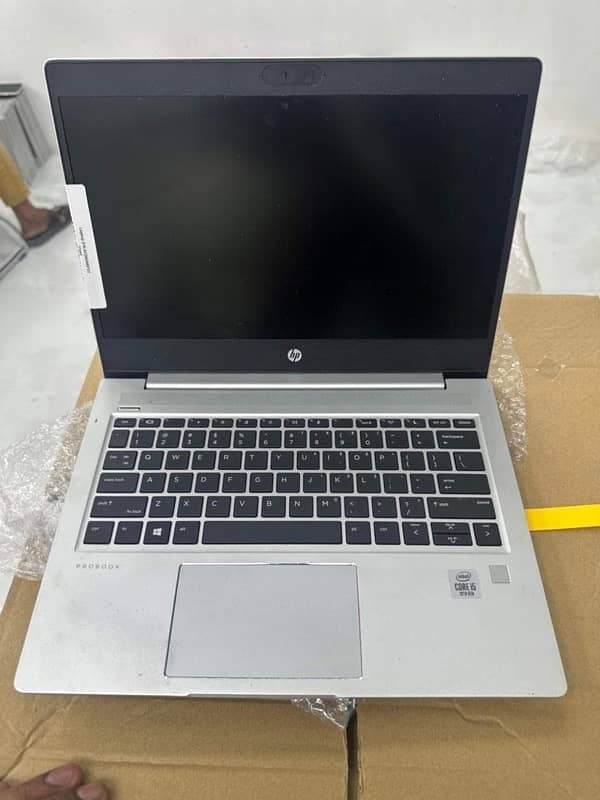 Hp elitebook 430 g7 Core i5 10th generation  8gb ram 256gb ssd 13.3” 2