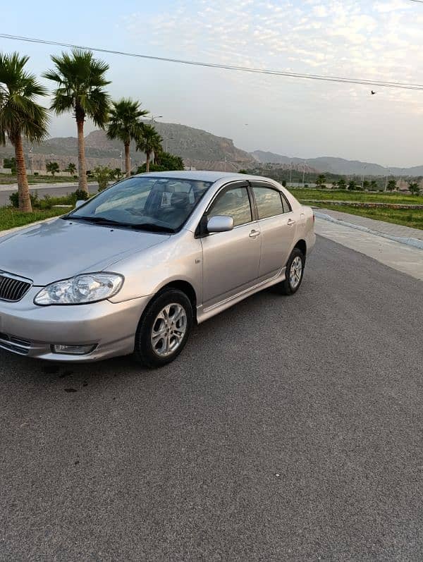 Toyota Corolla Se Saloon Automatic 1