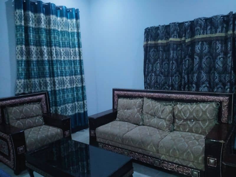 sofa set 5 seater with set table 4