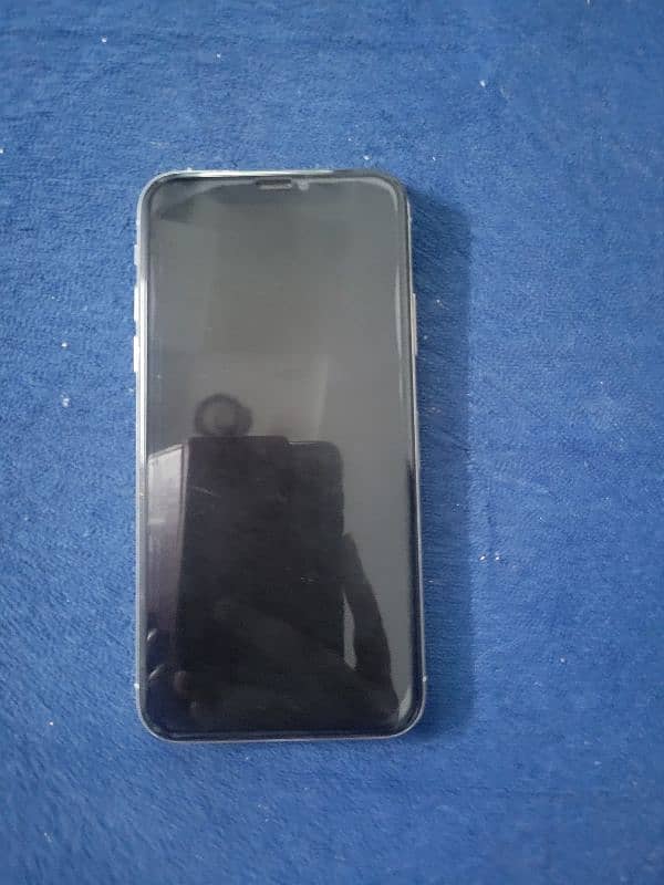 iphone in good condition 1