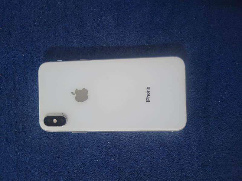 iphone in good condition 3