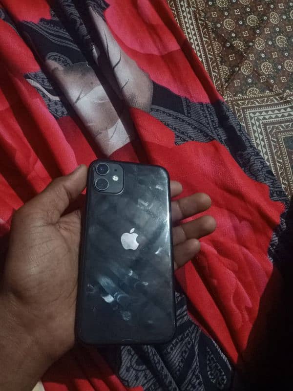 iphone 11 64gb waterpack all ok condition 10/9 hai 1