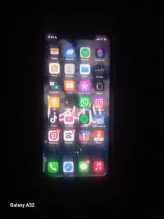 I phone 11 Red Color JV Display Msg