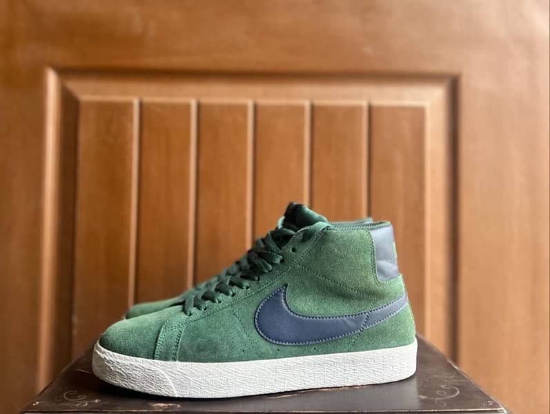 Orignal Nike SB Blazer Mid 0