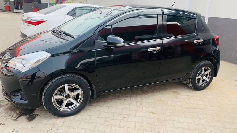 Toyota Vitz 2022 1