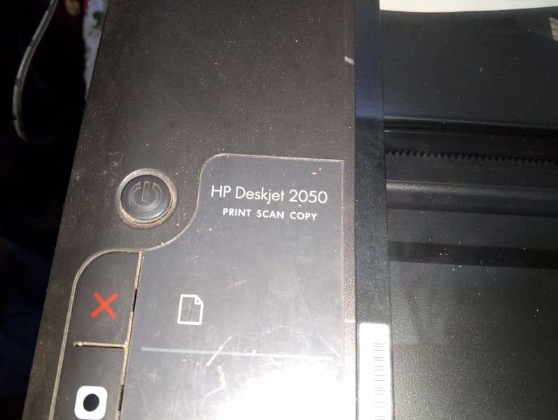 HP Deskjet 2050 2