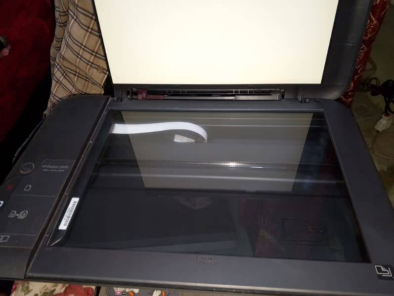 HP Deskjet 2050 3