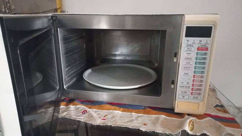 National Microwave / Convection full size oven Japan made 9