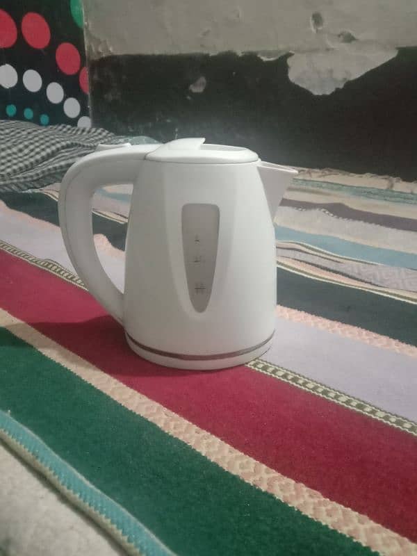 electric kettle 1