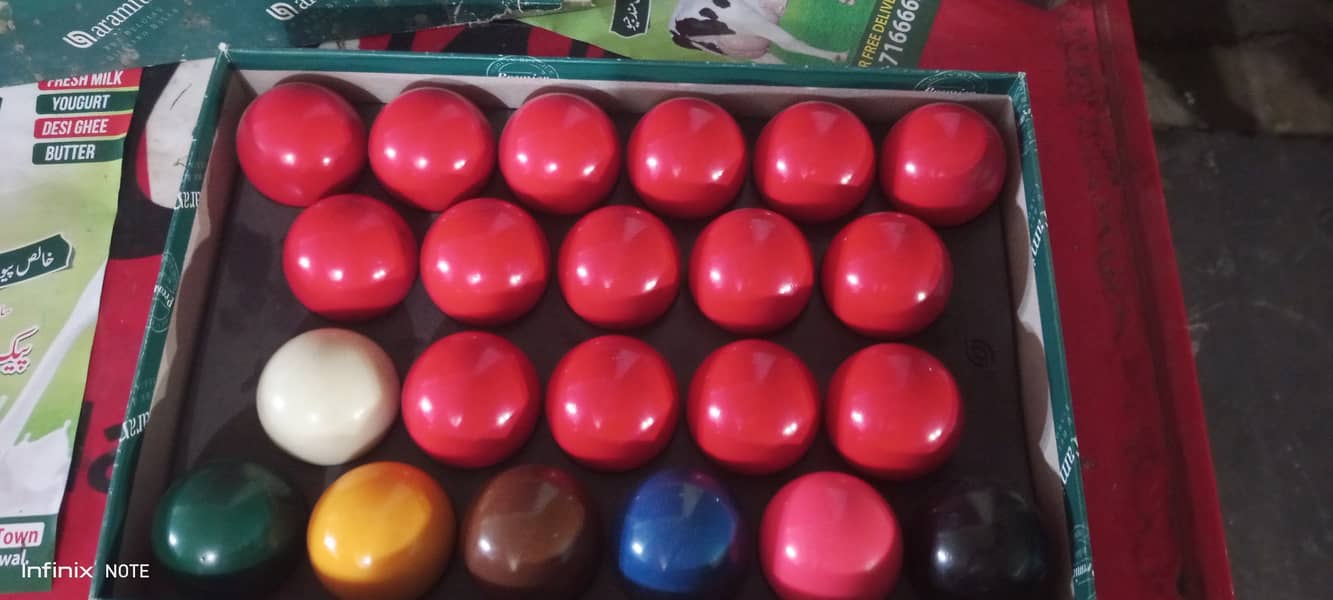 snooker balls 2