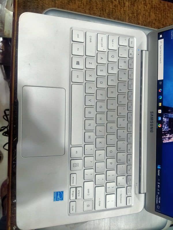 Samsung laptop 1