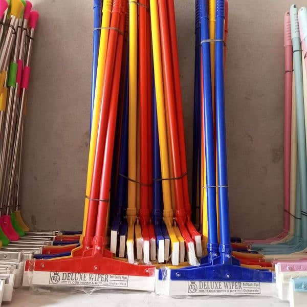 whole sale rate wipers brushes mob's cleaning bursha available hai 9