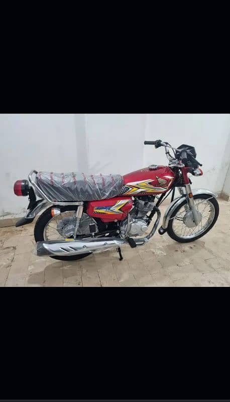 Honda CG125 Red 2025 0