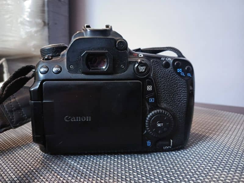 canon 70D for sale 8