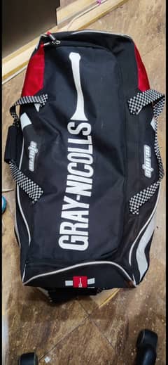 Gray nicolls kit bag