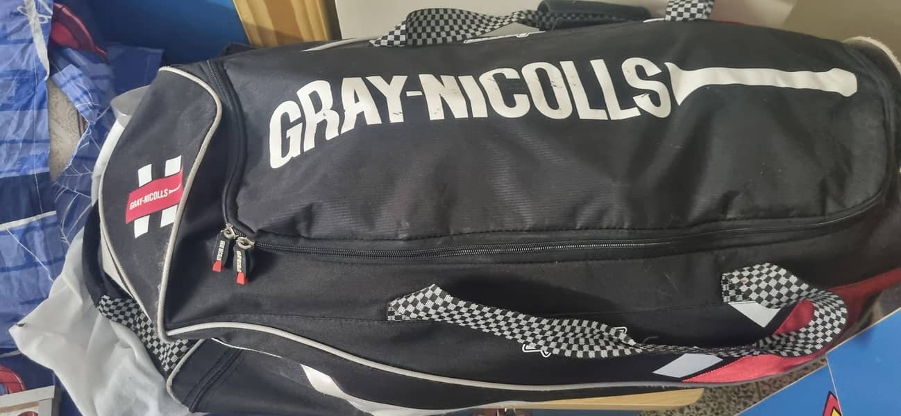 Gray nicolls kit bag 1