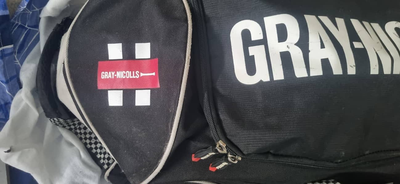 Gray nicolls kit bag 5