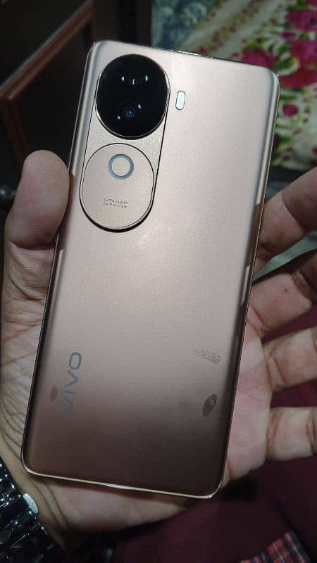 vivo v40e 0