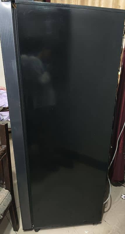 Pel Vertical Freezer(almost new) 6