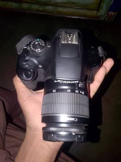 Canon D200 Dual Photo & Video Making Camera